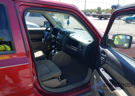 2011 Jeep Patriot Sport z USA, uszkodzony, nr VIN 1J4NF1GB5BD145591